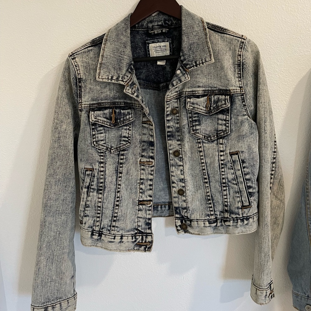 Jean jacket acid wash